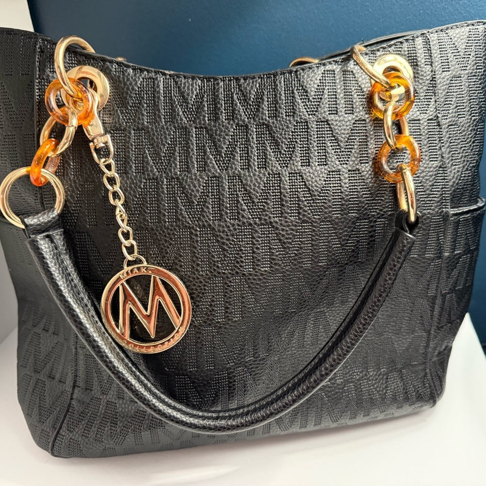 MKF Collection Sirna M Signature Tote